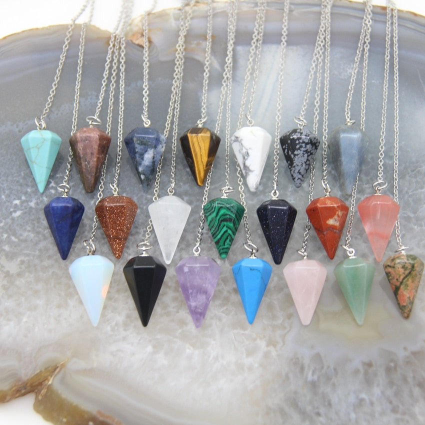 Natural Quartz Reiki Healing Pendulum CasaDeVodou