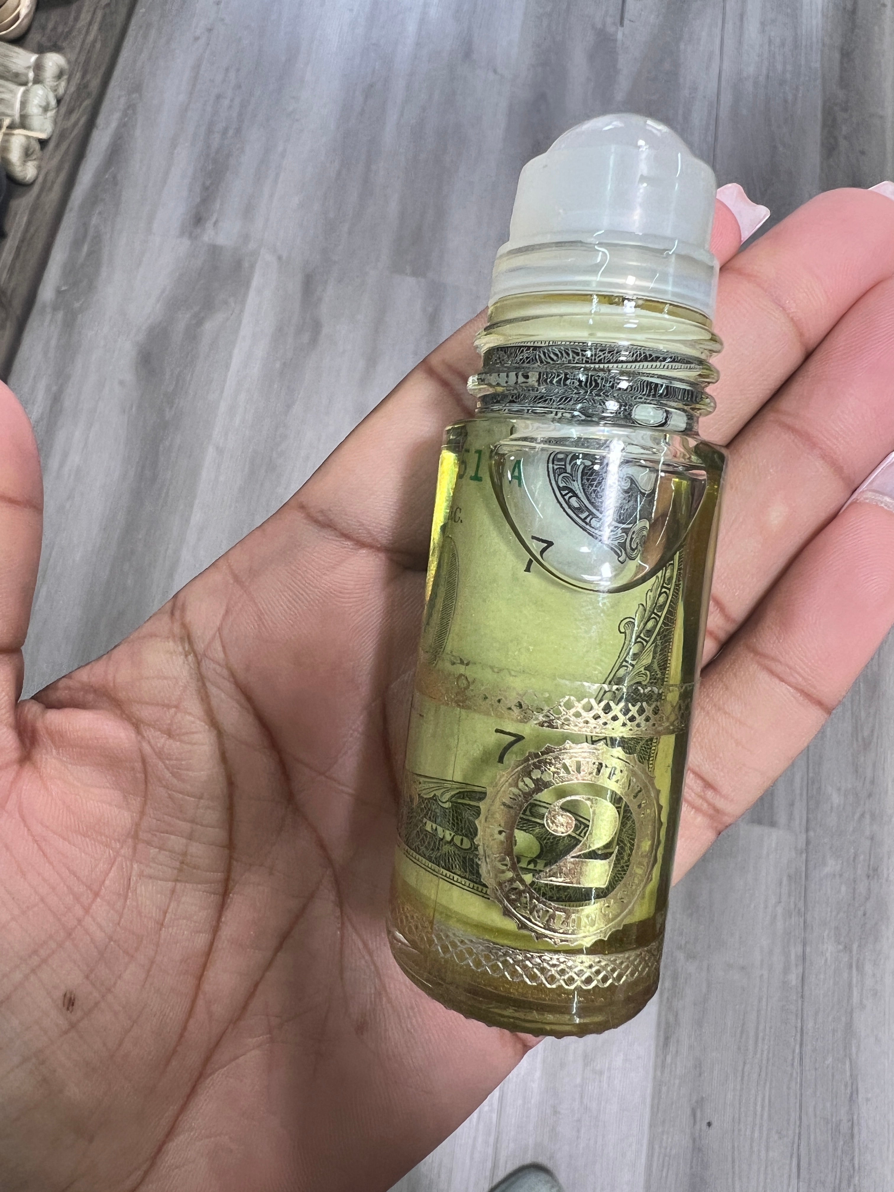 MONEY BAG ROLL ON PERFUME WITH FERMONES